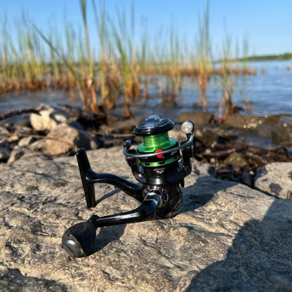 5.2ft Telescopic Carbon Fiber Fishing Rod, Portable Travel Lure Spinning Pole